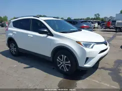 JTMZFREV7JJ738792 2018 TOYOTA RAV 4