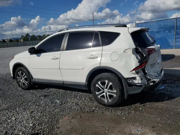 JTMZFREV7JJ747153 2018 TOYOTA RAV 4 - Image 2