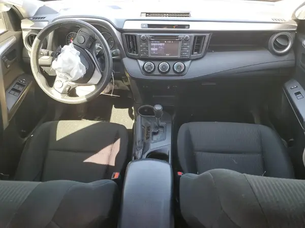JTMZFREV8GJ070803 2016 TOYOTA RAV 4 - Image 8