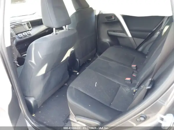 JTMZFREV8GJ084734 2016 TOYOTA RAV 4 - Image 8