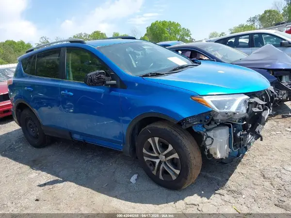 JTMZFREV8HJ106216 2017 TOYOTA RAV 4 - Image 1