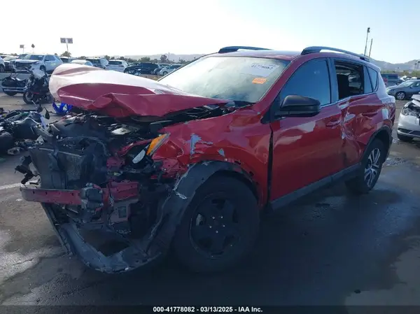 JTMZFREV8HJ108046 2017 TOYOTA RAV 4 - Image 2