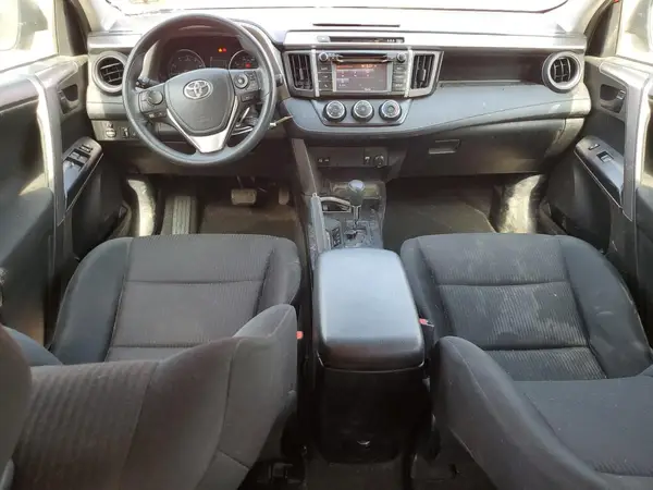 JTMZFREV8HJ112615 2017 TOYOTA RAV 4 - Image 8