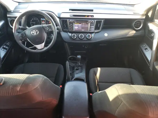 JTMZFREV8HJ142942 2017 TOYOTA RAV 4 - Image 8