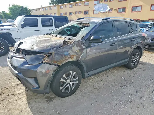 JTMZFREV8HJ700272 2017 TOYOTA RAV 4 - Image 1