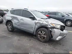JTMZFREV8JJ166986 2018 TOYOTA RAV 4