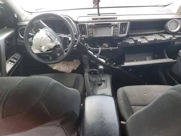JTMZFREV8JJ173596 2018 TOYOTA RAV 4 - Image 8