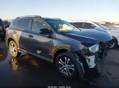 JTMZFREV8JJ197235 2018 TOYOTA RAV 4