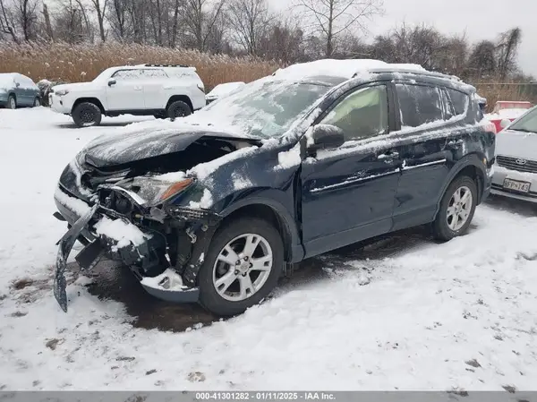 JTMZFREV8JJ200604 2018 TOYOTA RAV 4 - Image 2