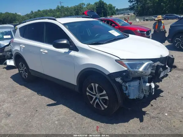 JTMZFREV8JJ209495 2018 TOYOTA RAV 4 - Image 1