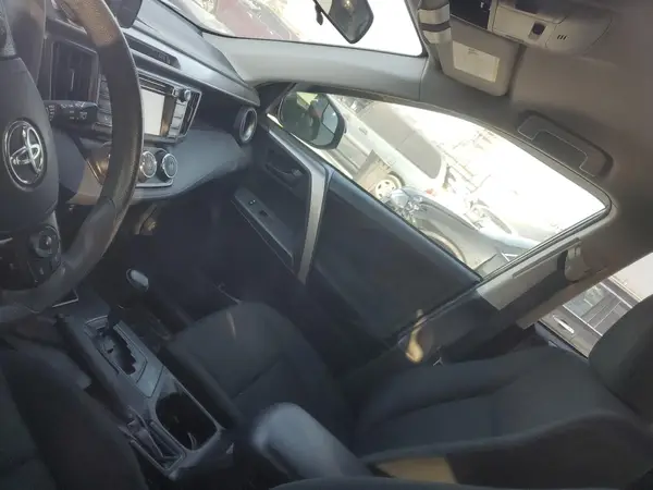 JTMZFREV8JJ210159 2018 TOYOTA RAV 4 - Image 8