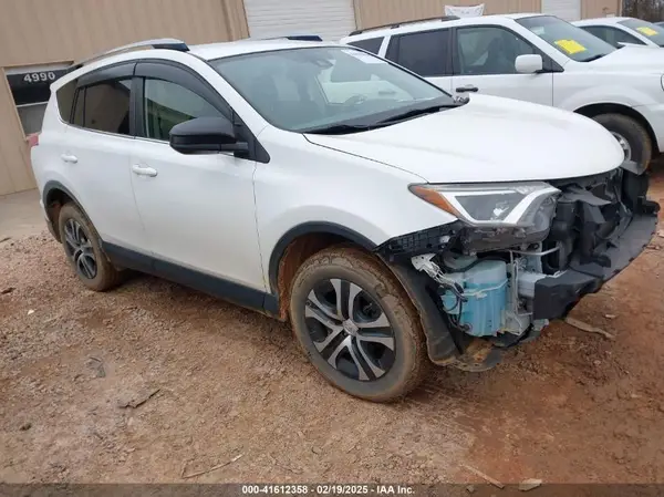 JTMZFREV9HJ142576 2017 TOYOTA RAV 4 - Image 1
