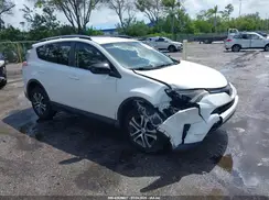 JTMZFREV9HJ703648 2017 TOYOTA RAV 4