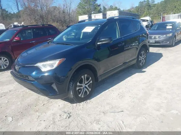 JTMZFREV9HJ719316 2017 TOYOTA RAV 4 - Image 2
