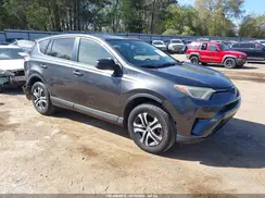 JTMZFREV9JD109565 2018 TOYOTA RAV 4