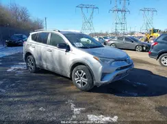 JTMZFREV9JD124180 2018 TOYOTA RAV 4