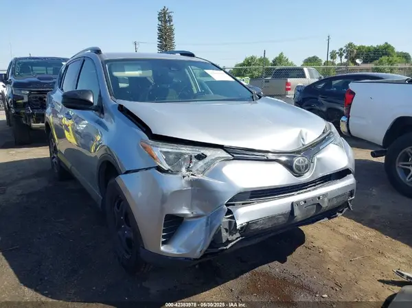 JTMZFREV9JJ177091 2018 TOYOTA RAV 4 - Image 1