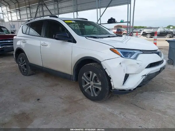 JTMZFREV9JJ181626 2018 TOYOTA RAV 4 - Image 1
