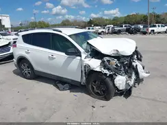 JTMZFREV9JJ208260 2018 TOYOTA RAV 4