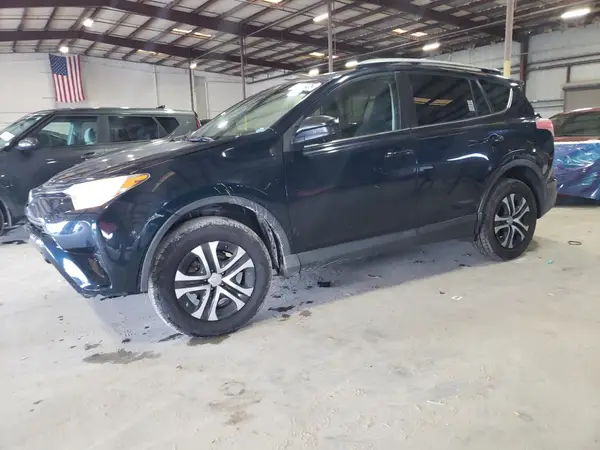 JTMZFREV9JJ724196 2018 TOYOTA RAV 4 - Image 1