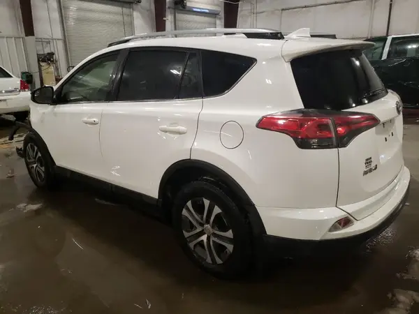 JTMZFREV9JJ729303 2018 TOYOTA RAV 4 - Image 2