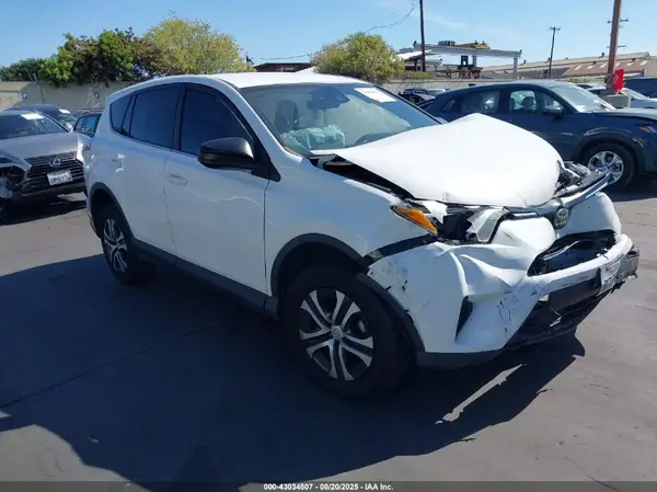 JTMZFREV9JJ749437 2018 TOYOTA RAV 4 - Image 1