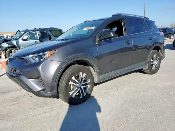 JTMZFREVXHJ101745 2017 TOYOTA RAV 4 - Image 1