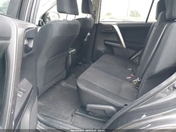 JTMZFREVXHJ107299 2017 TOYOTA RAV 4 - Image 8