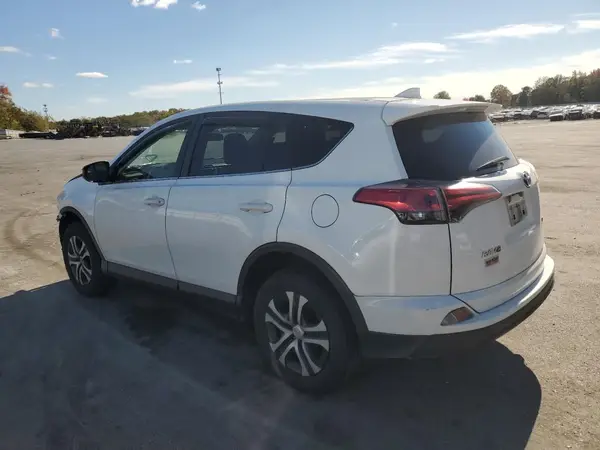 JTMZFREVXHJ144689 2017 TOYOTA RAV 4 - Image 2