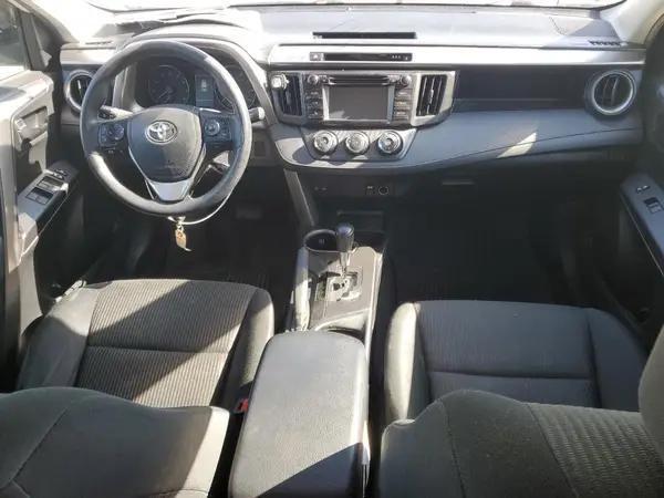 JTMZFREVXHJ144689 2017 TOYOTA RAV 4 - Image 8
