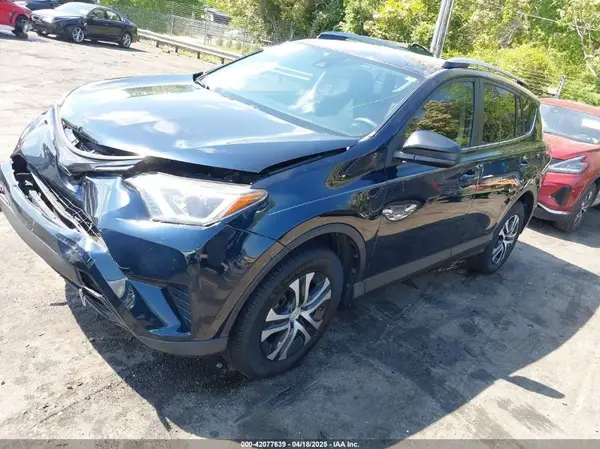 JTMZFREVXHJ145227 2017 TOYOTA RAV 4 - Image 2