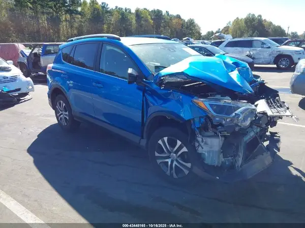 JTMZFREVXHJ708812 2017 TOYOTA RAV 4 - Image 1