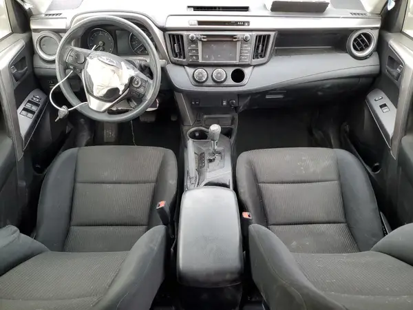 JTMZFREVXHJ719373 2017 TOYOTA RAV 4 - Image 8