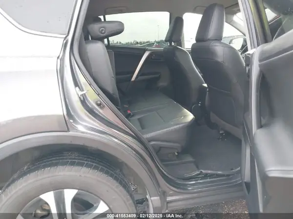 JTMZFREVXJJ155858 2018 TOYOTA RAV 4 - Image 8