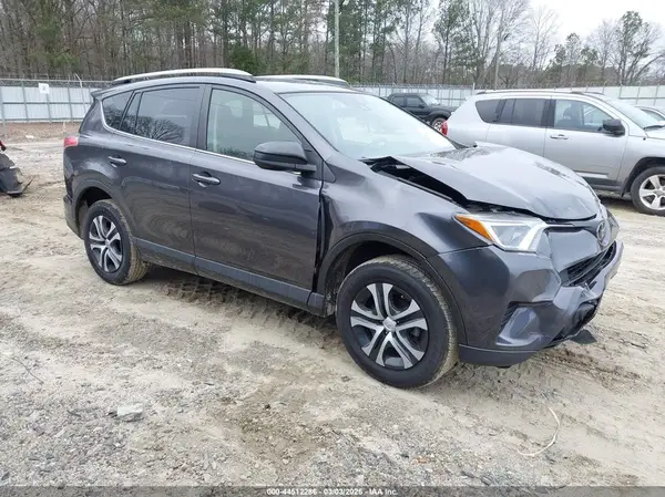 JTMZFREVXJJ156007 2018 TOYOTA RAV 4 - Image 1