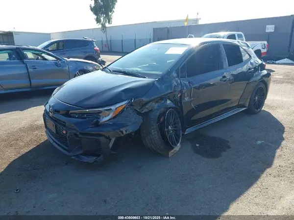 JTNABAAE5SA017142 2025 TOYOTA COROLLA - Image 2