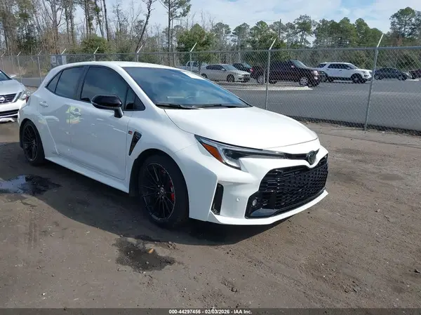 JTNABAAEXRA011587 2024 TOYOTA COROLLA - Image 1