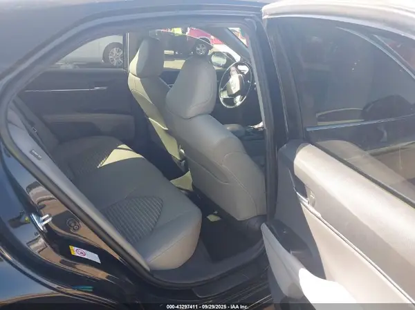 JTNB11HK0J3000142 2018 TOYOTA CAMRY - Image 8
