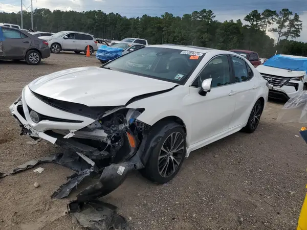 JTNB11HK0J3000612 2018 TOYOTA CAMRY - Image 1