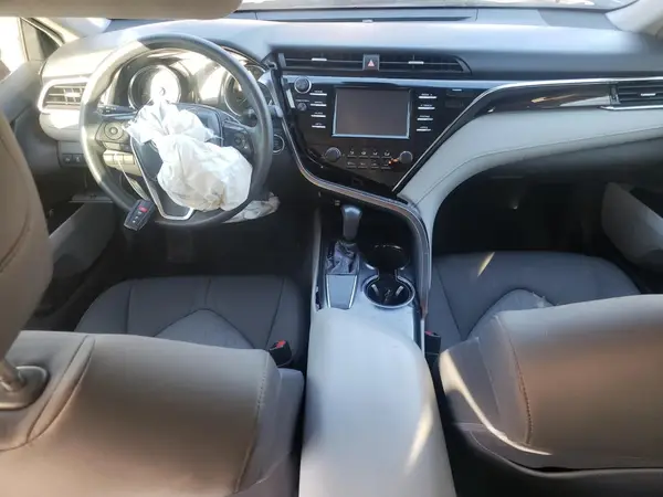 JTNB11HK0J3001548 2018 TOYOTA CAMRY - Image 8