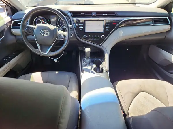 JTNB11HK0J3001565 2018 TOYOTA CAMRY - Image 8