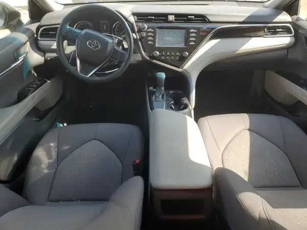 JTNB11HK0J3001680 2018 TOYOTA CAMRY - Image 8