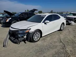 JTNB11HK0J3005230 2018 TOYOTA CAMRY