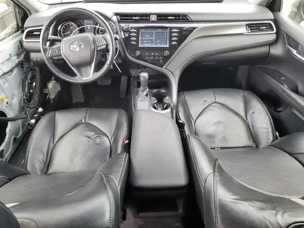 JTNB11HK0J3005664 2018 TOYOTA CAMRY - Image 8