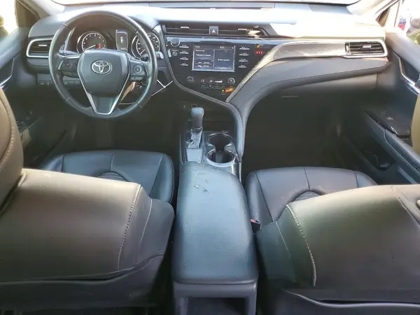 JTNB11HK0J3007432 2018 TOYOTA CAMRY - Image 8