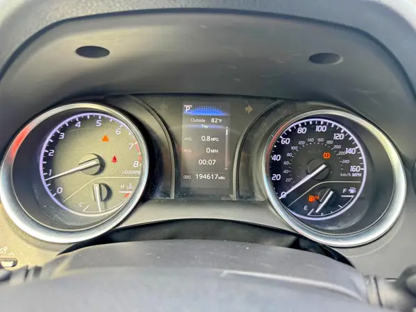 JTNB11HK0J3007642 2018 TOYOTA CAMRY - Image 8