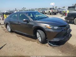 JTNB11HK0J3008077 2018 TOYOTA CAMRY