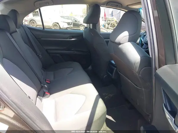 JTNB11HK0J3008077 2018 TOYOTA CAMRY - Image 8