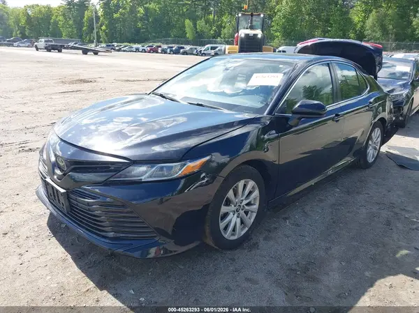 JTNB11HK0J3008788 2018 TOYOTA CAMRY - Image 2