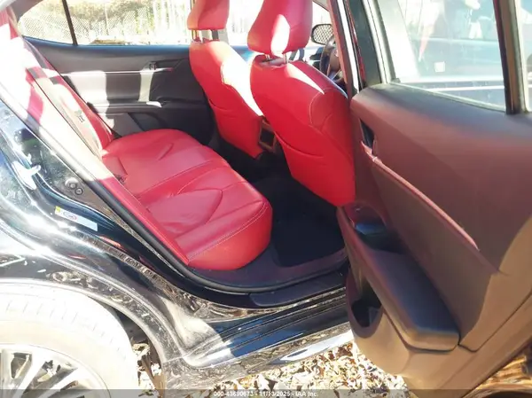 JTNB11HK0J3009925 2018 TOYOTA CAMRY - Image 8
